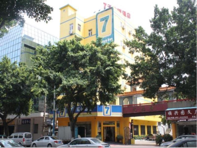 פושאן 7 Days Inn Shunde Daliang Walking Street Branch מראה חיצוני תמונה